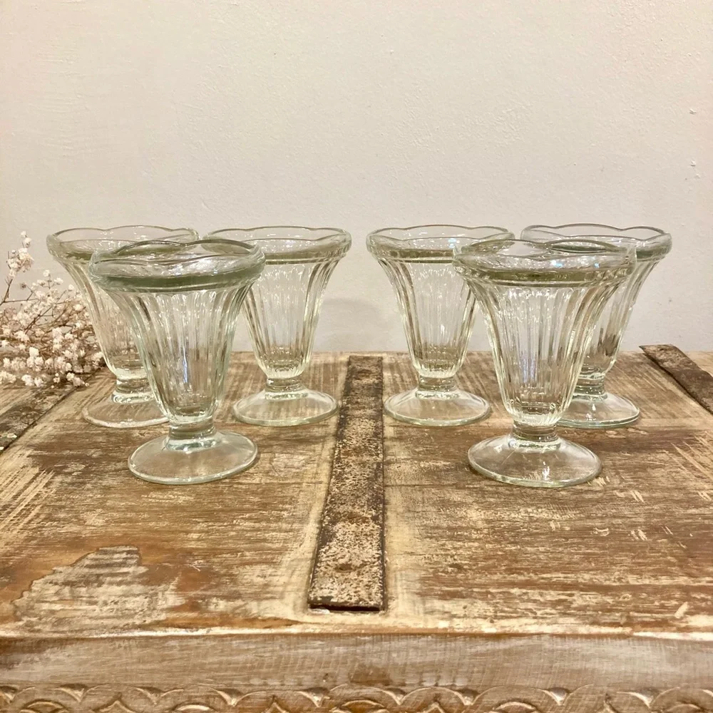 6 Vintage Ice Cream Sundae Glasses Ribbed Scalloped Edge 5